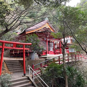 最後は帆柱稲荷神社⛩️今年も怪我なく登山出来ますようにﾊﾟﾝ(´-人-｀)ﾊﾟﾝ