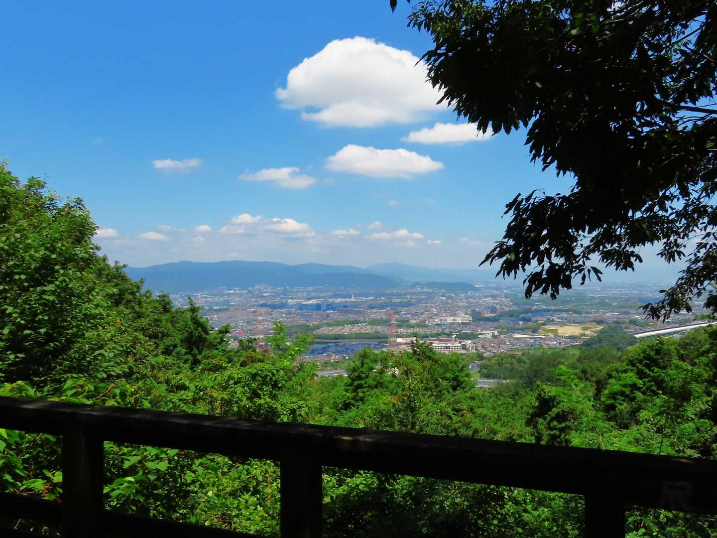 展望台から京都方面