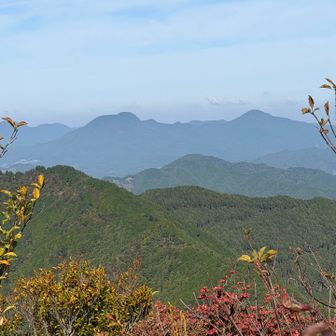 大洞山・尼ヶ岳をズーム