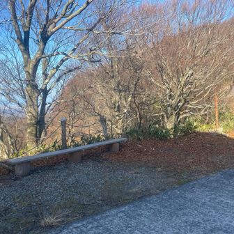 夕霧峠のベンチ