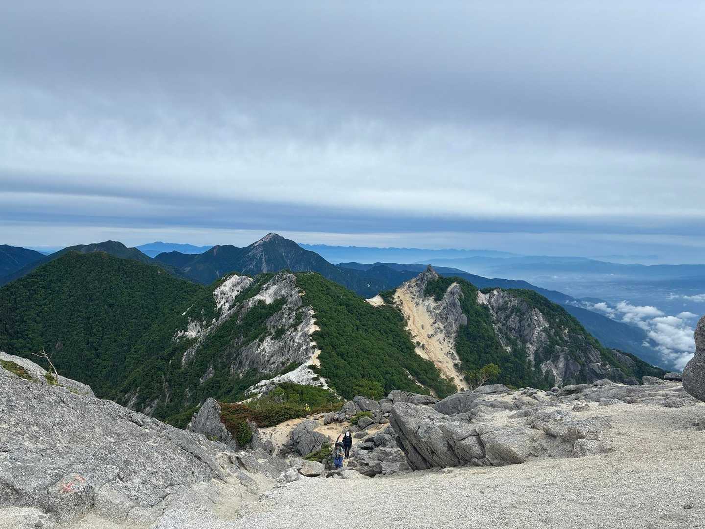 オベリスクと赤抜け沢の頭、甲斐駒ヶ岳