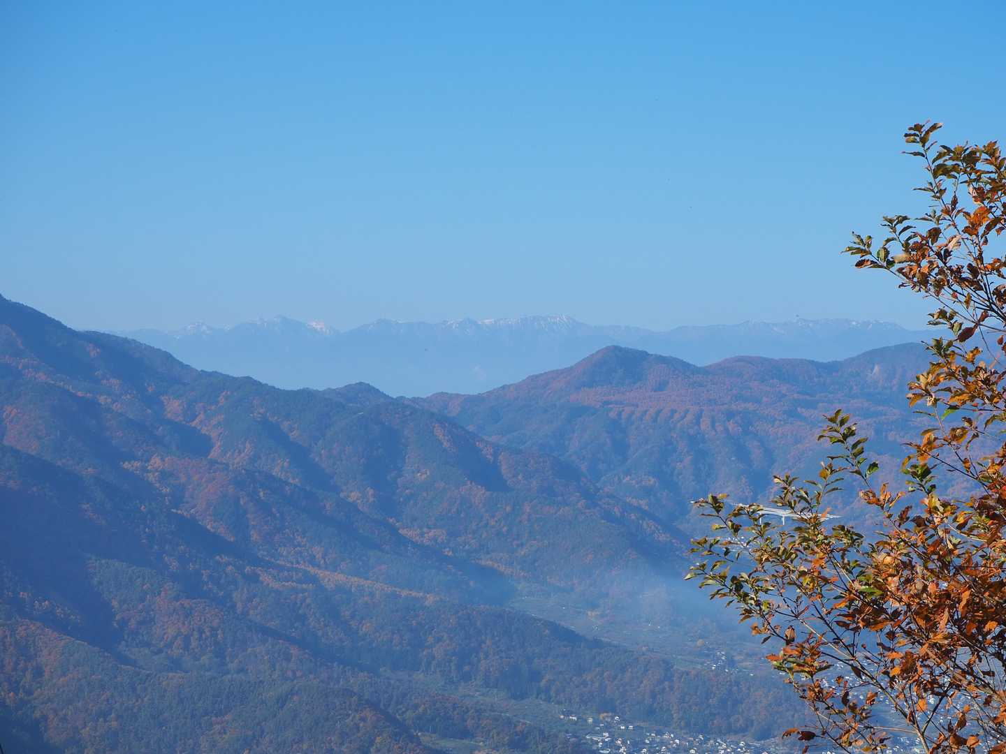 葛尾山-五里ヶ峯-天狗山-北山-長生山-宮坂峠-有明山 縦走コースの写真