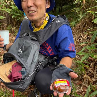 鐘🔔の所まで降ってきて、狭いスペースで休憩☕️
