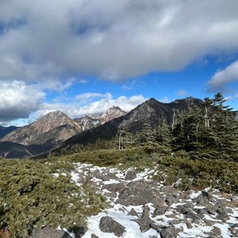 南八ヶ岳オールスターズ
阿弥陀…中岳…横岳…赤岳…ギボシ…権現岳！
八ヶ岳スーパースター揃い！最高！