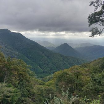 鬼嶽稲荷神社から👀雲海スポット　昔～むかし雲海の写真撮りにも来ましたし　バスハイクも企画して来ました
過去4回位来ました　良いところですね