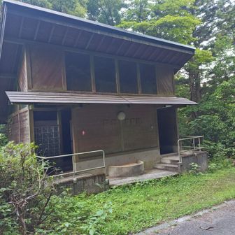 相栗峠駐車場のトイレ
これは助かります