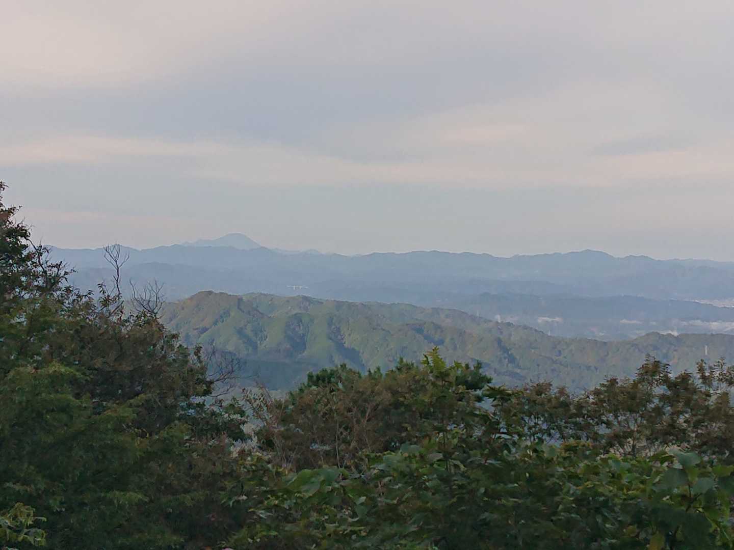 三瓶山