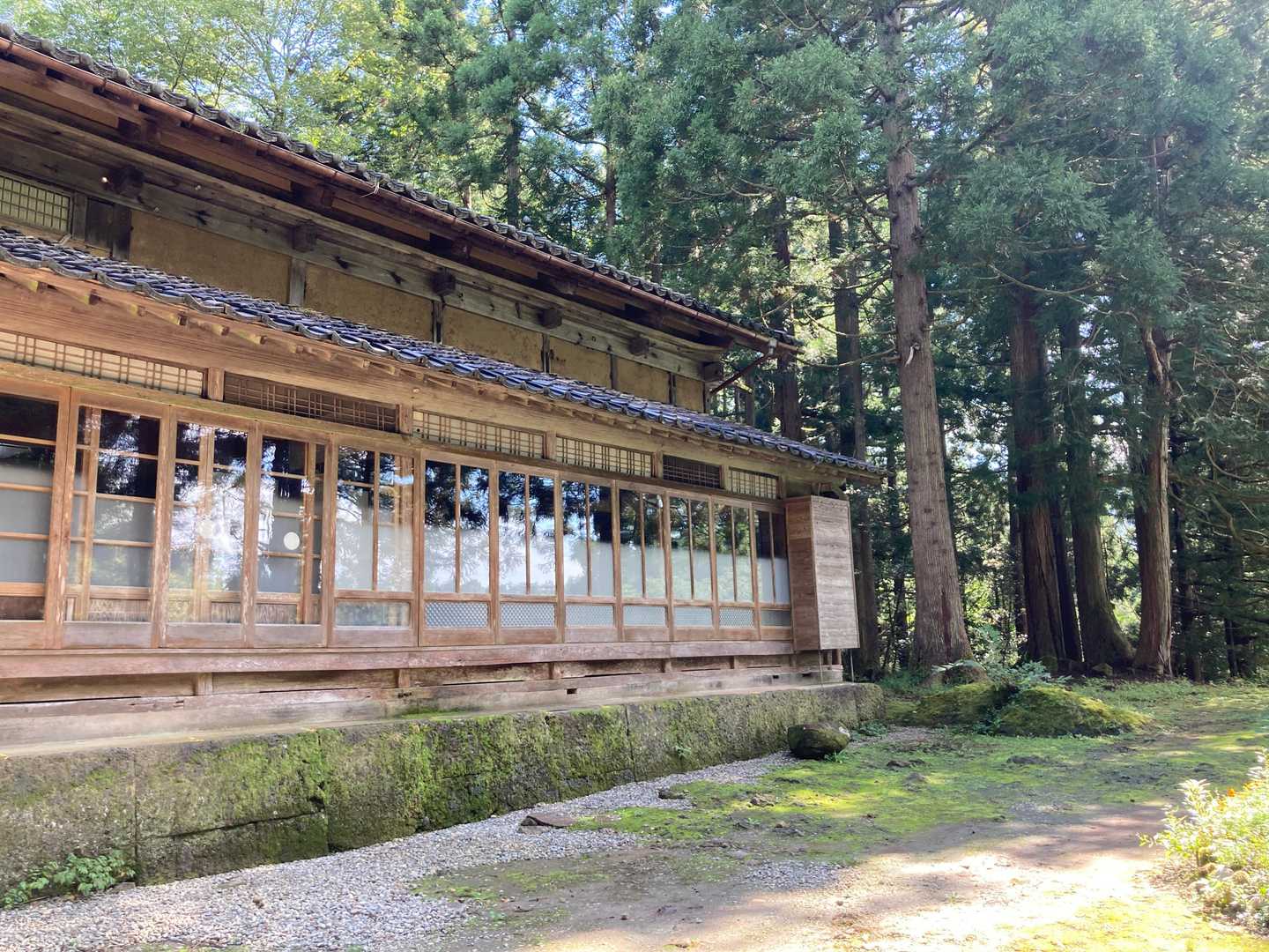 「花の家」県外からの見学者もいた
