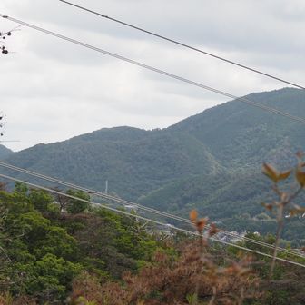 展望台　有馬三山方面を望む。