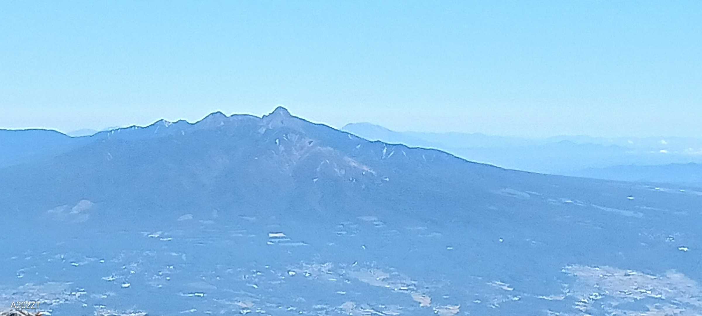 八ヶ岳ズーム
赤岳が頭一つ抜け出てますね