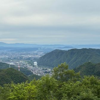 鳩吹山からの恵那山✨