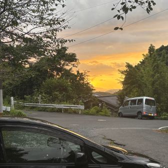 到着！
夕焼けが綺麗🤩
今日も山に感謝！