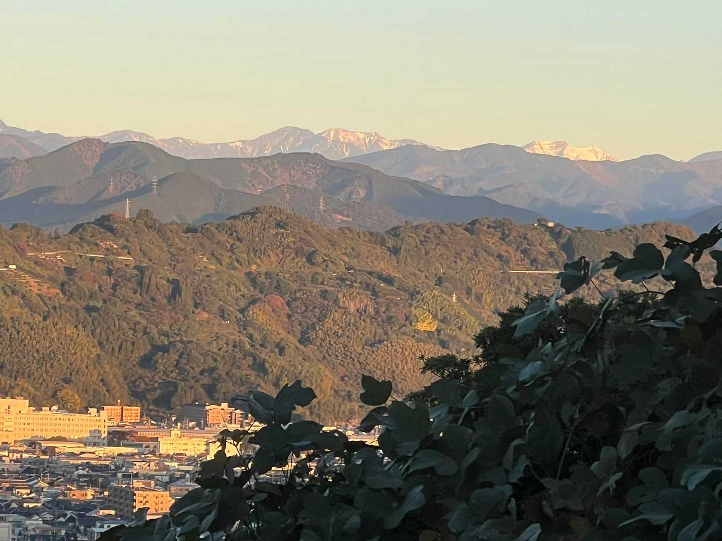 見えました‼️南アルプス🗻
赤石岳や悪沢岳✨✨✨