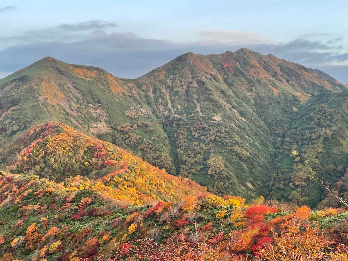 白毛門登山口-松ノ木沢ノ頭-白毛門-笠ヶ岳-大烏帽子-朝日 往復コースの写真