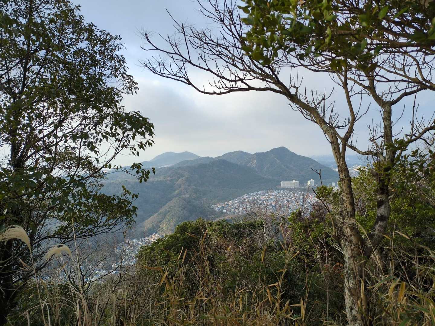 西の山々