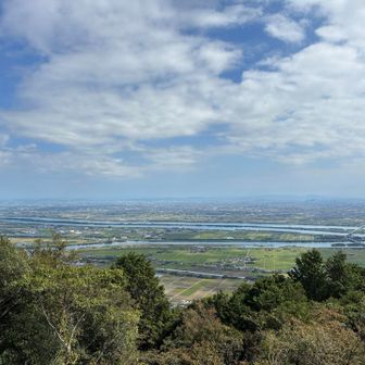 秋の空
（女心と秋の空…ホンマに予報もコロコロ変わる😆）