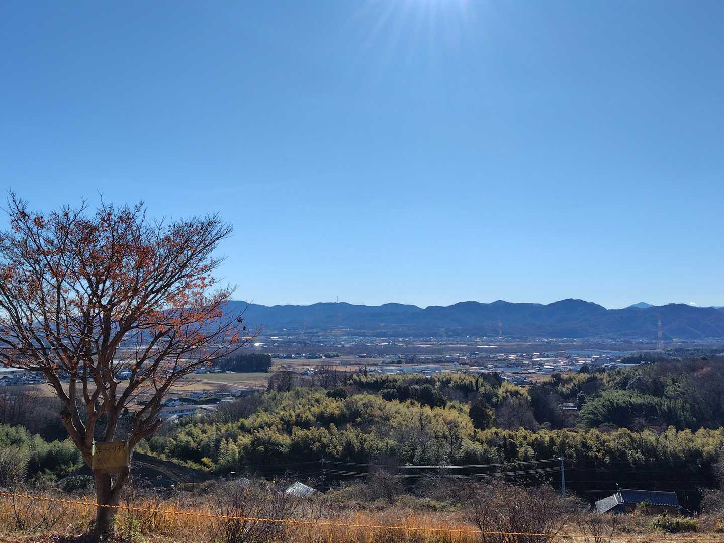 里山の風景が望める！
奥には武甲山が見えます😃