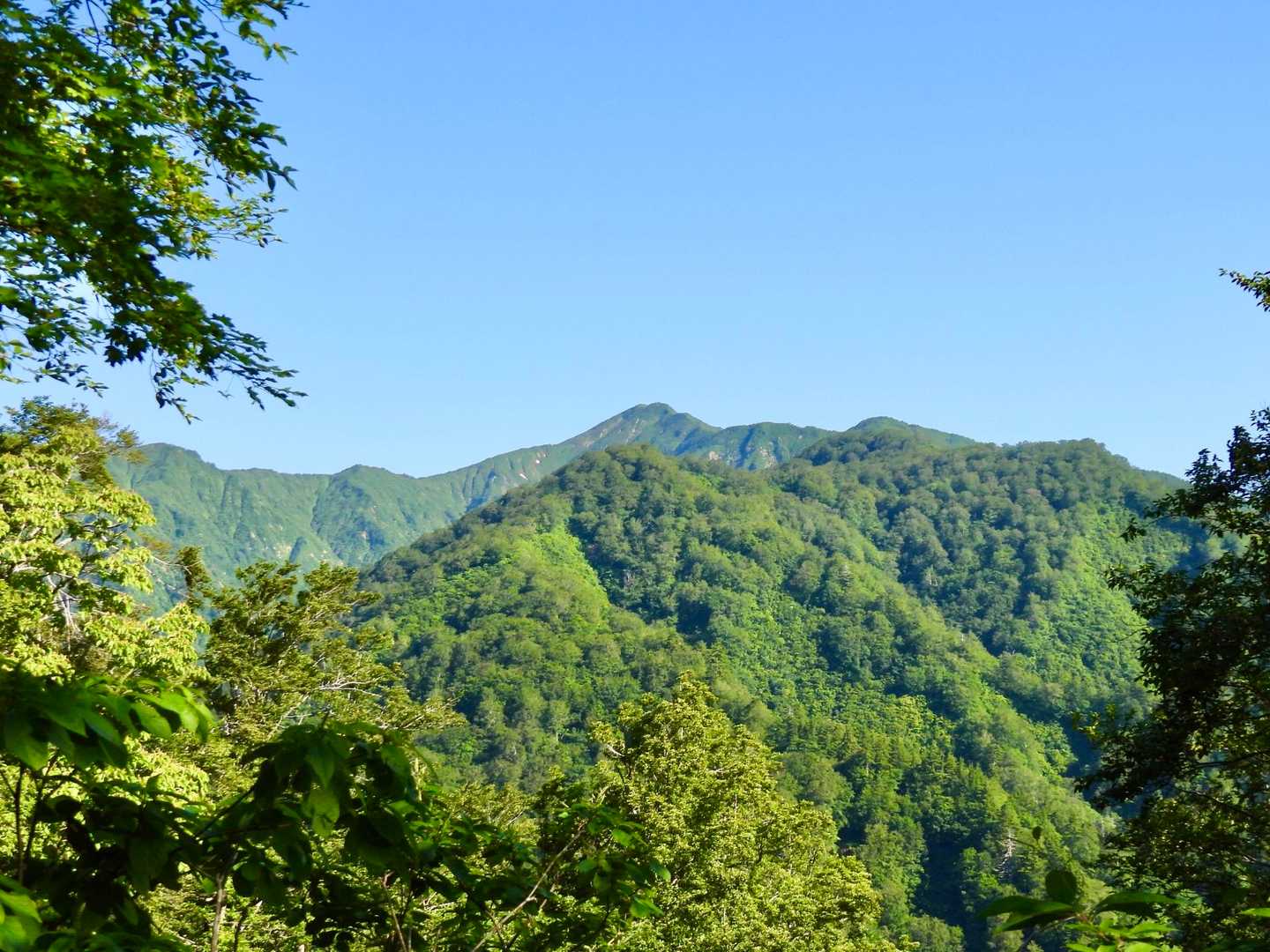 右に神室山が見えました🙂
