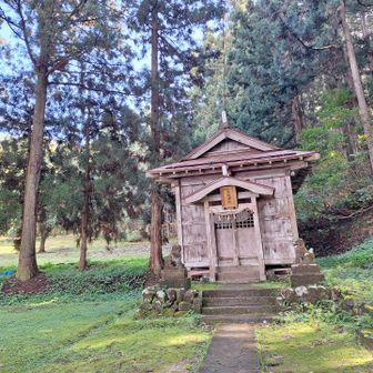 暑く感じる鳥坂神社