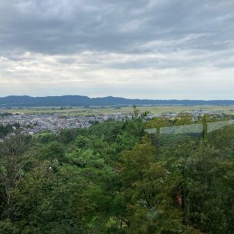 これは西山三山かな？