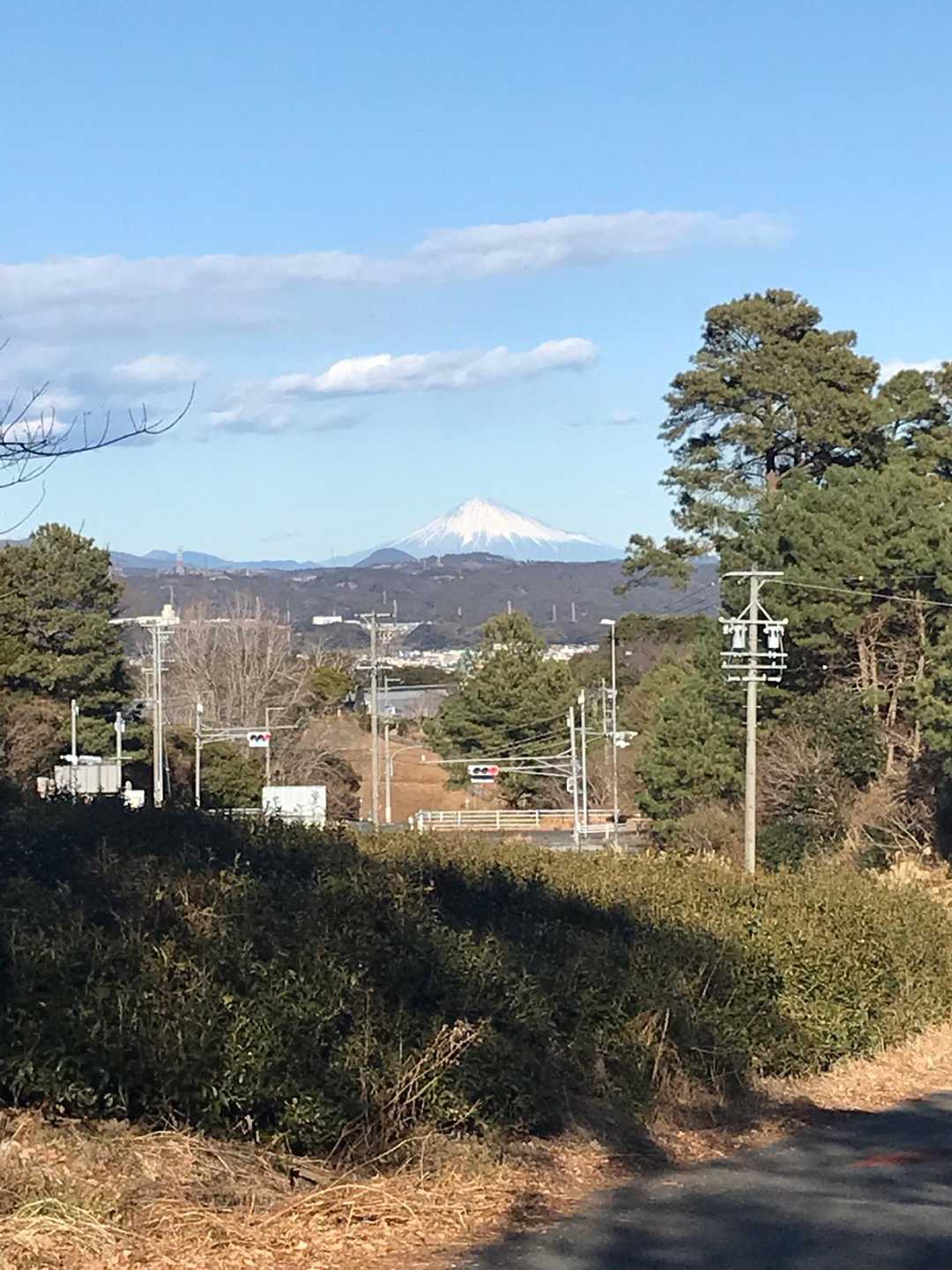 最後の駐車場🅿️までもうすぐのところ
ご褒美　富士山🗻ありました。
今日も最後までご覧頂き
ありがとうございました🙇‍♂️
