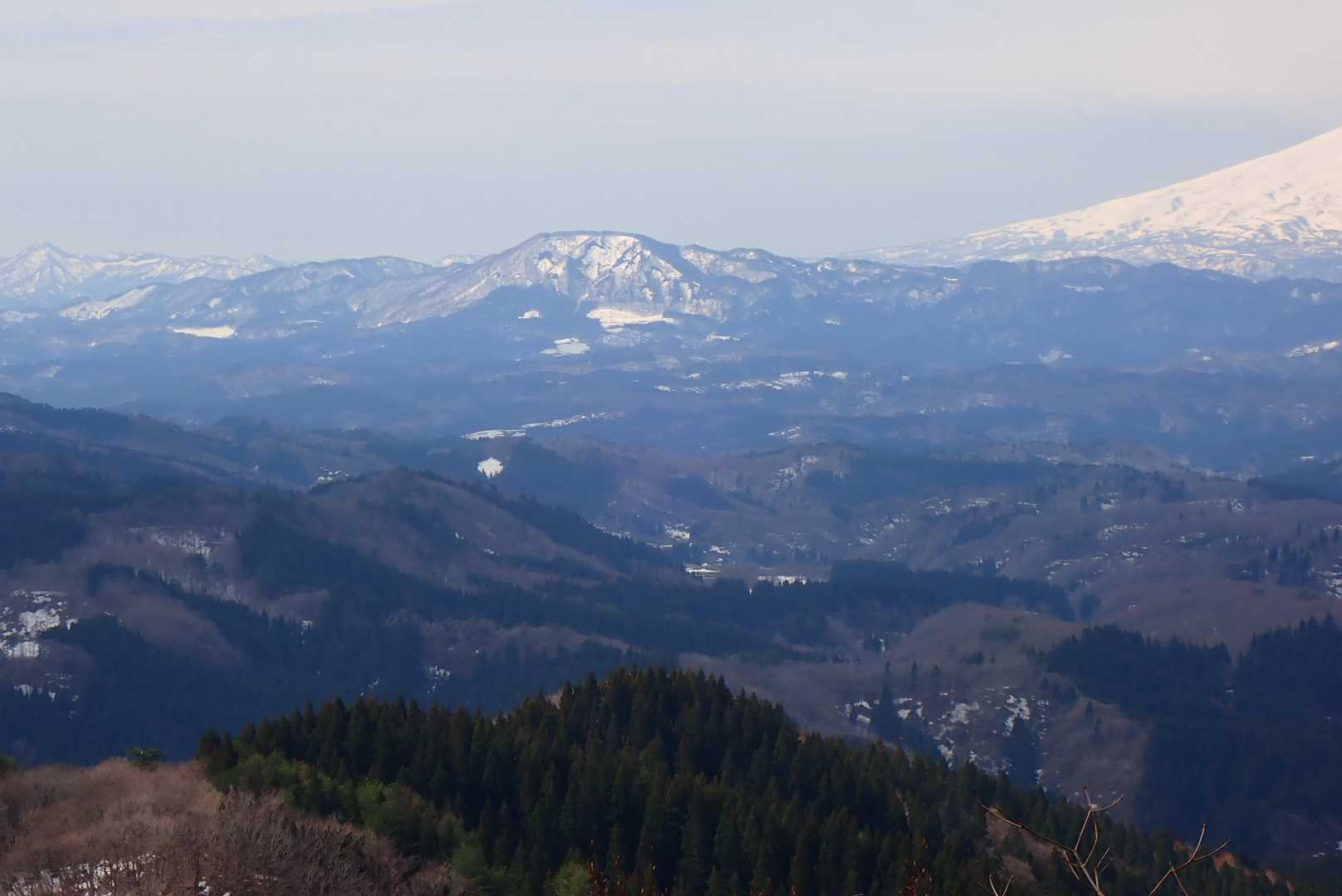 八塩山
近いですね