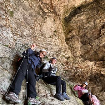 へばりついていないと⚠️落ちます⤵️