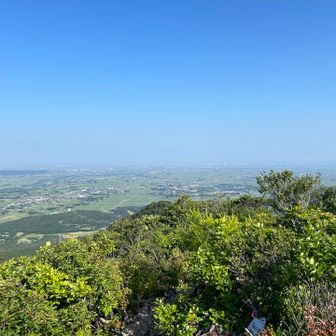 地平線の先には日本海🌊が見える🏖️🏊‍♀️🏄‍♂️