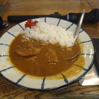 山の手作りカレー🍛
ホロホロに煮込んだ牛肉が美味しかった😋