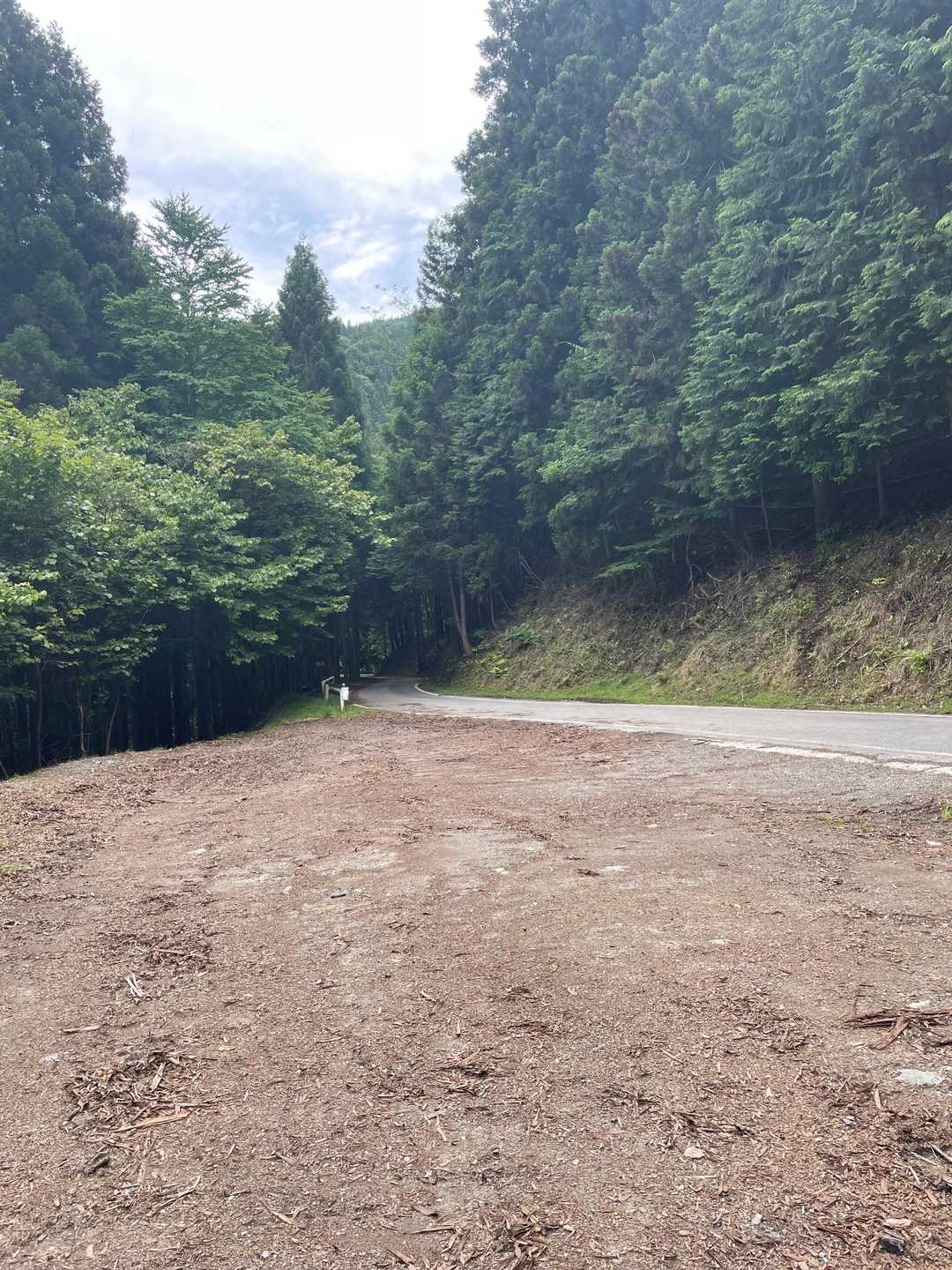 駐車場に戻る