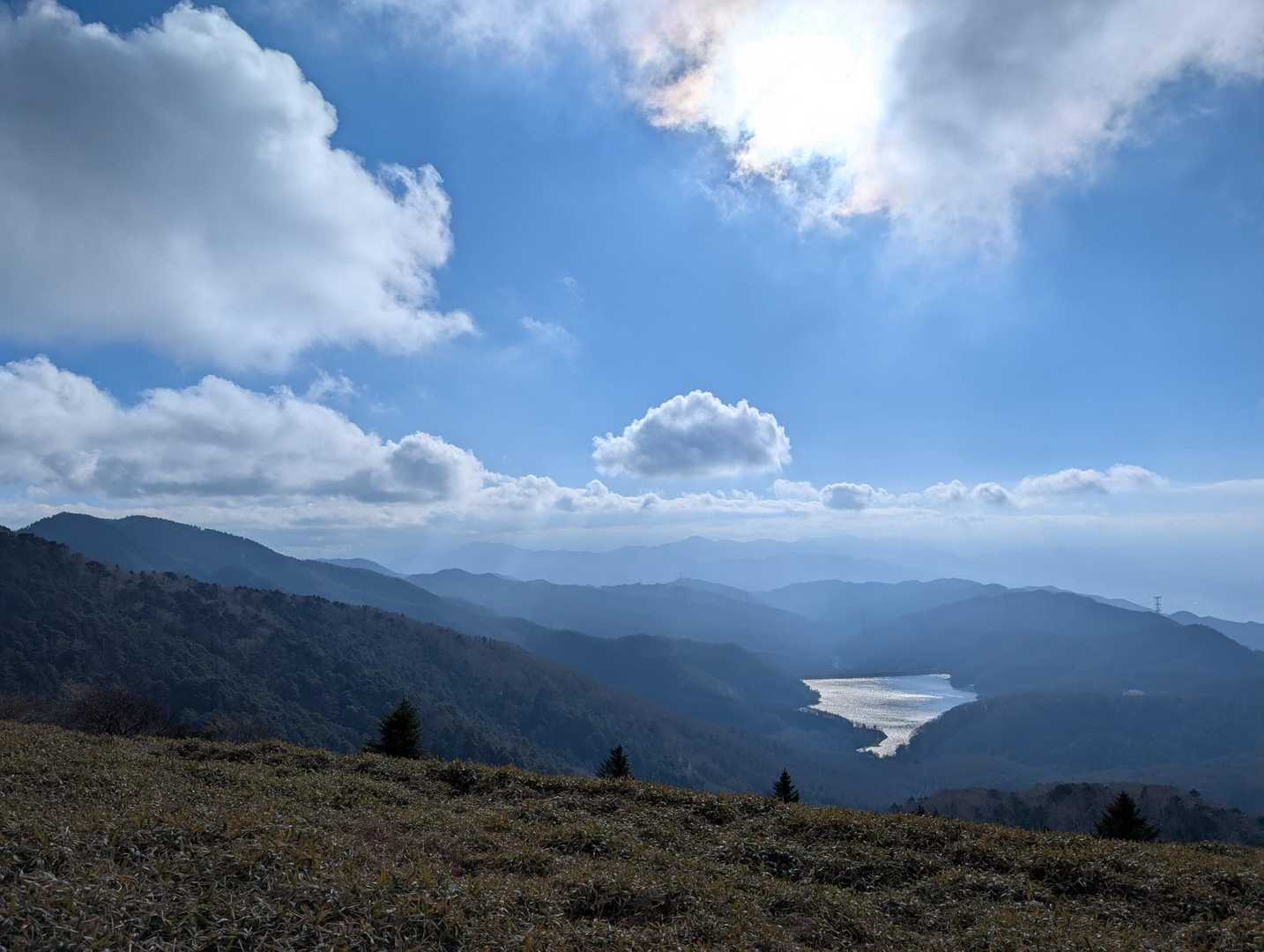 この時間になると富士山は雲隠れ。