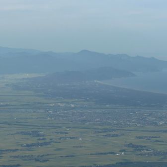 半島のように突き出た辺り、そういや白山島は何故か判別困難
三瀬葉山は薮山だけど、薮薄い冬場に琴平荘のラーメンの整理券取った後の待ち時間に登るのおすすめ