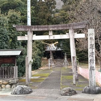 登り口の神社