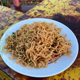 食べてもなかなか減らない。二袋作ったことを後悔する。