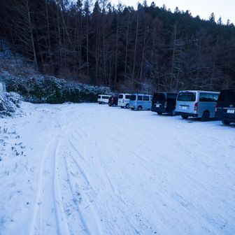 駐車場に戻ってきた