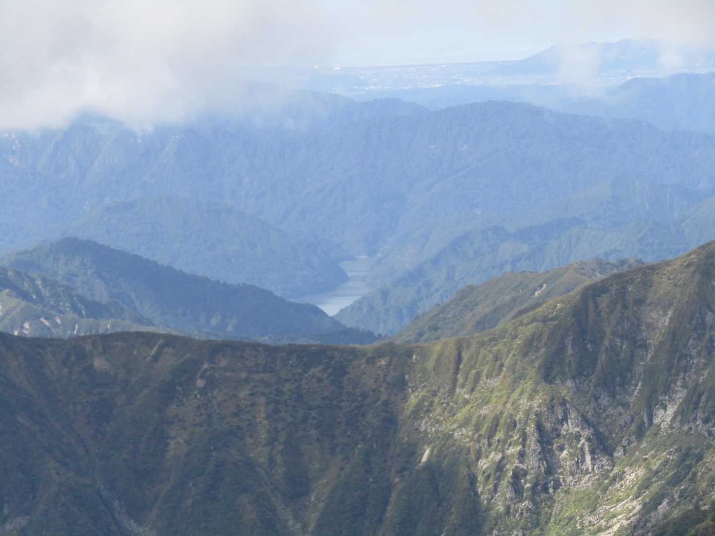 朝日湖