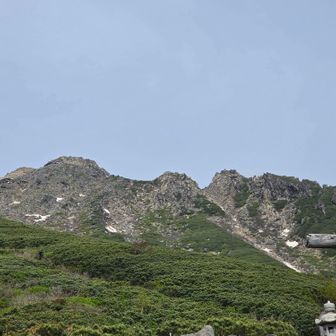 八合目・女人堂から。