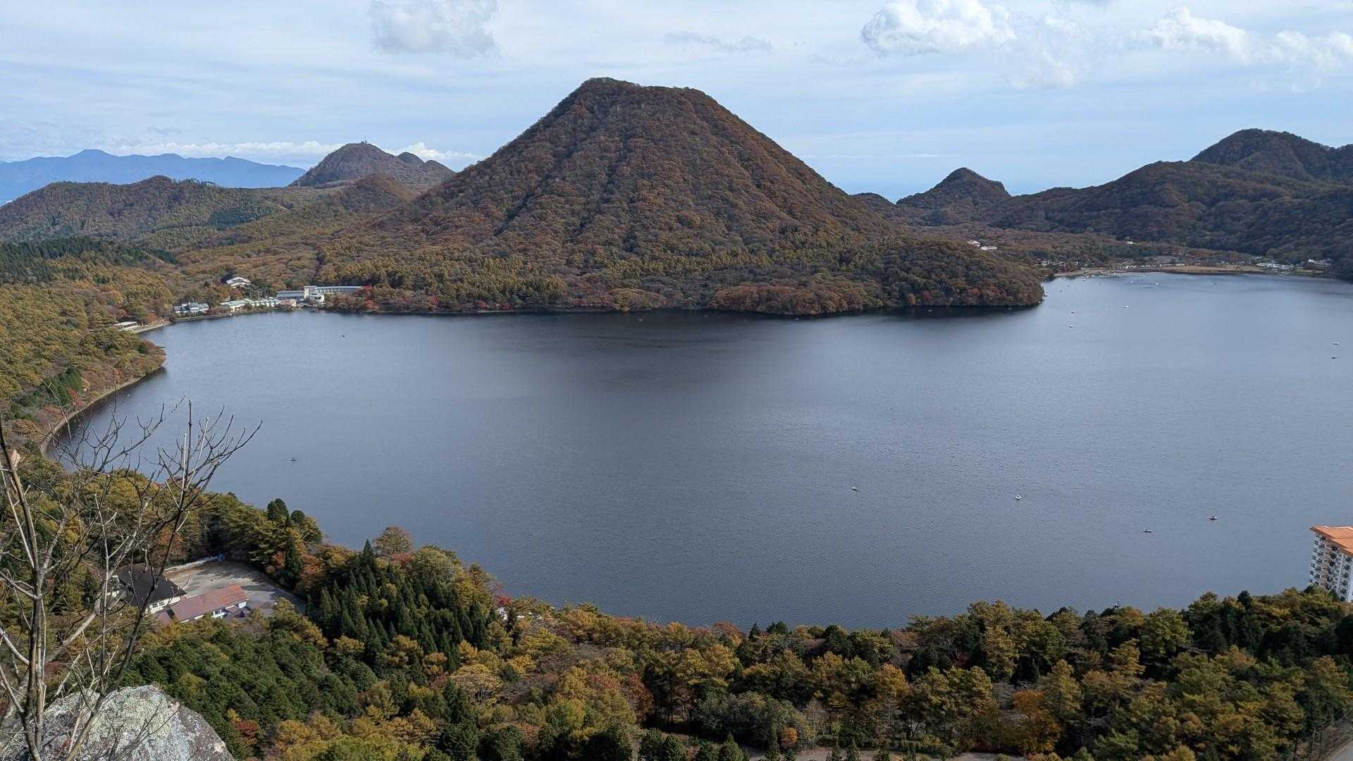 榛名富士登山口-榛名富士-榛名富士登山口-烏帽子岳登山口- 周回コースの写真