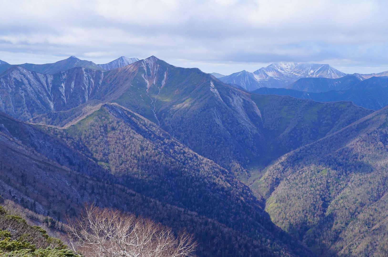 360度絶景✨カッコイイ山に囲まれてます😍