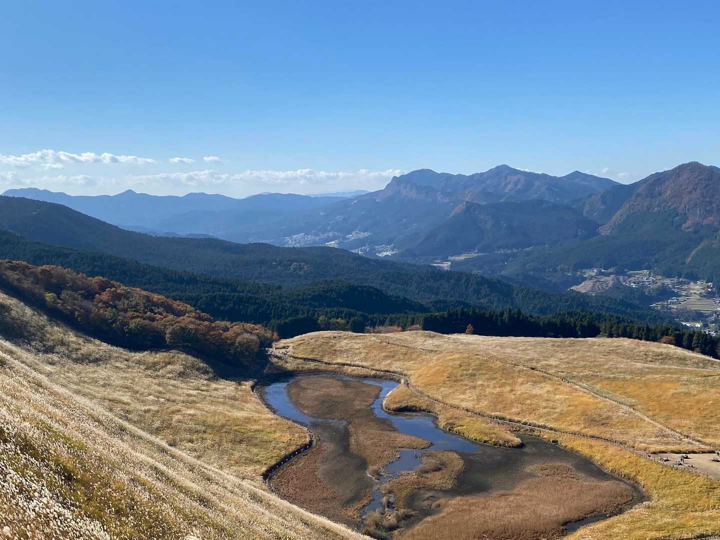 西浦峠登山口より再び亀山峠へ💦