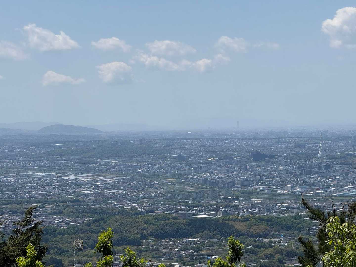 二上山駅-上ノ池横登山口-銀峰-出逢いの広場-二上山-岩屋 縦走コースの写真