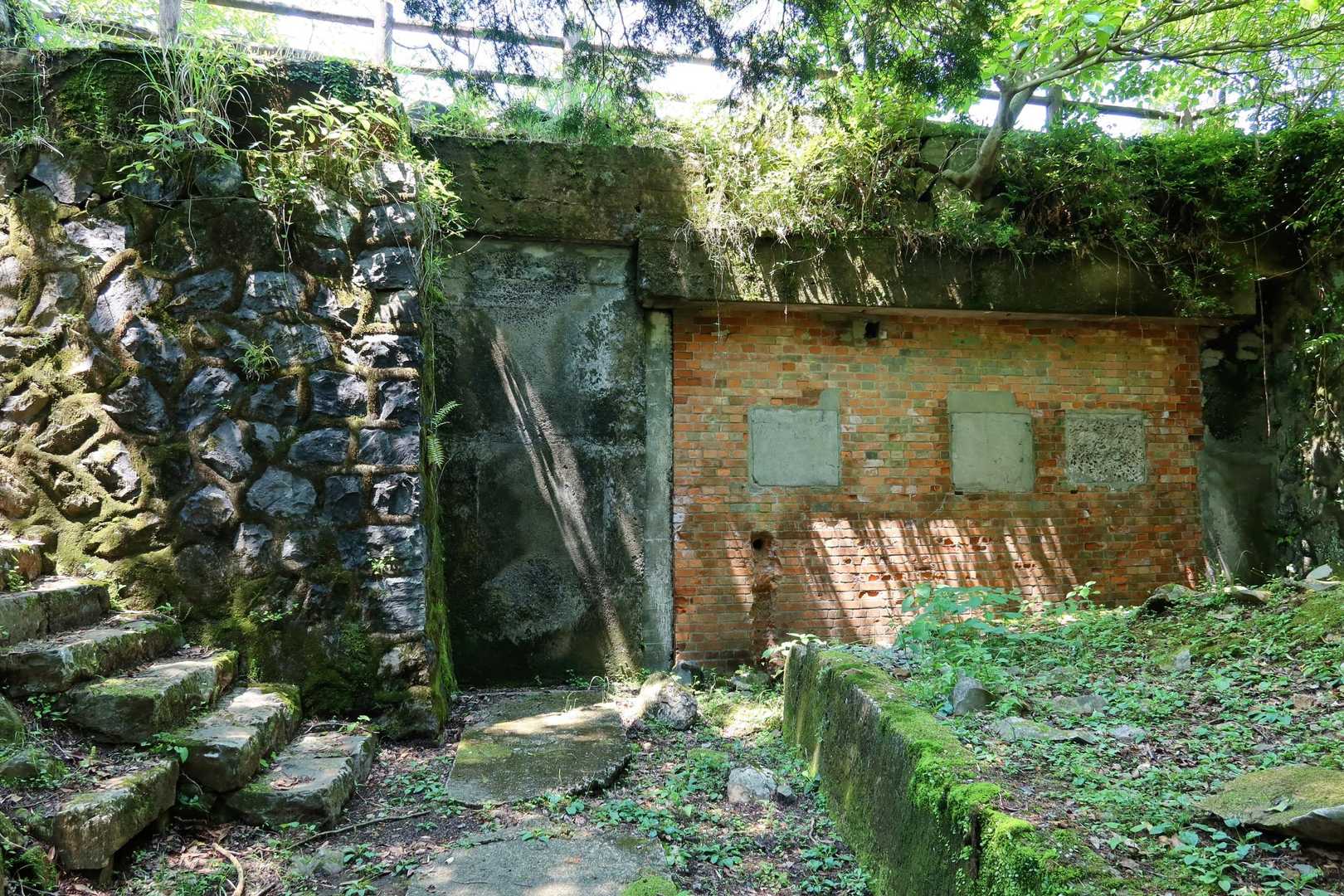 戦争の遺構