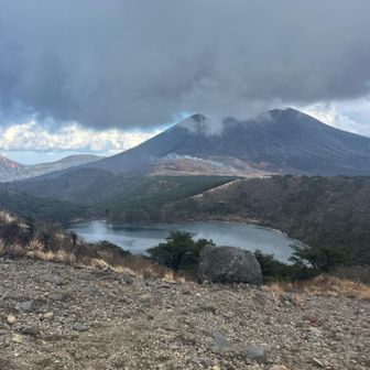 大浪池と韓国岳