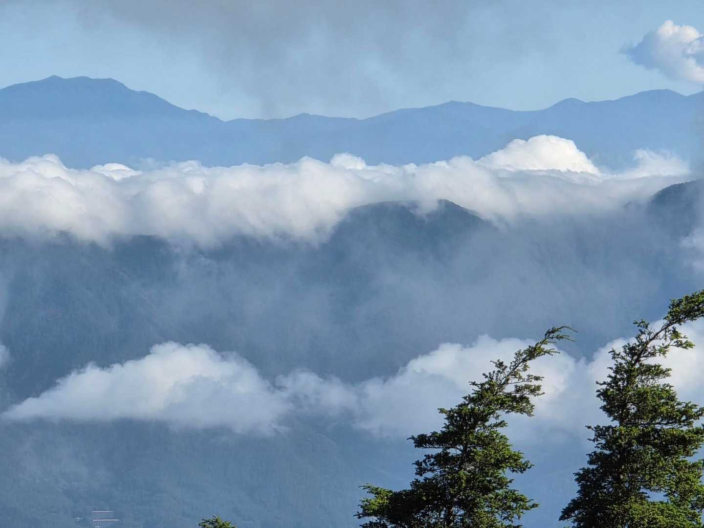 雲が立つ☁️