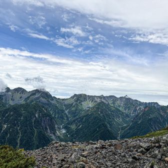 青空がのぞいている