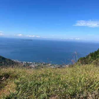 岩屋峰から、燧灘🌊