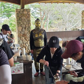 豚汁や唐揚げを頂く😋