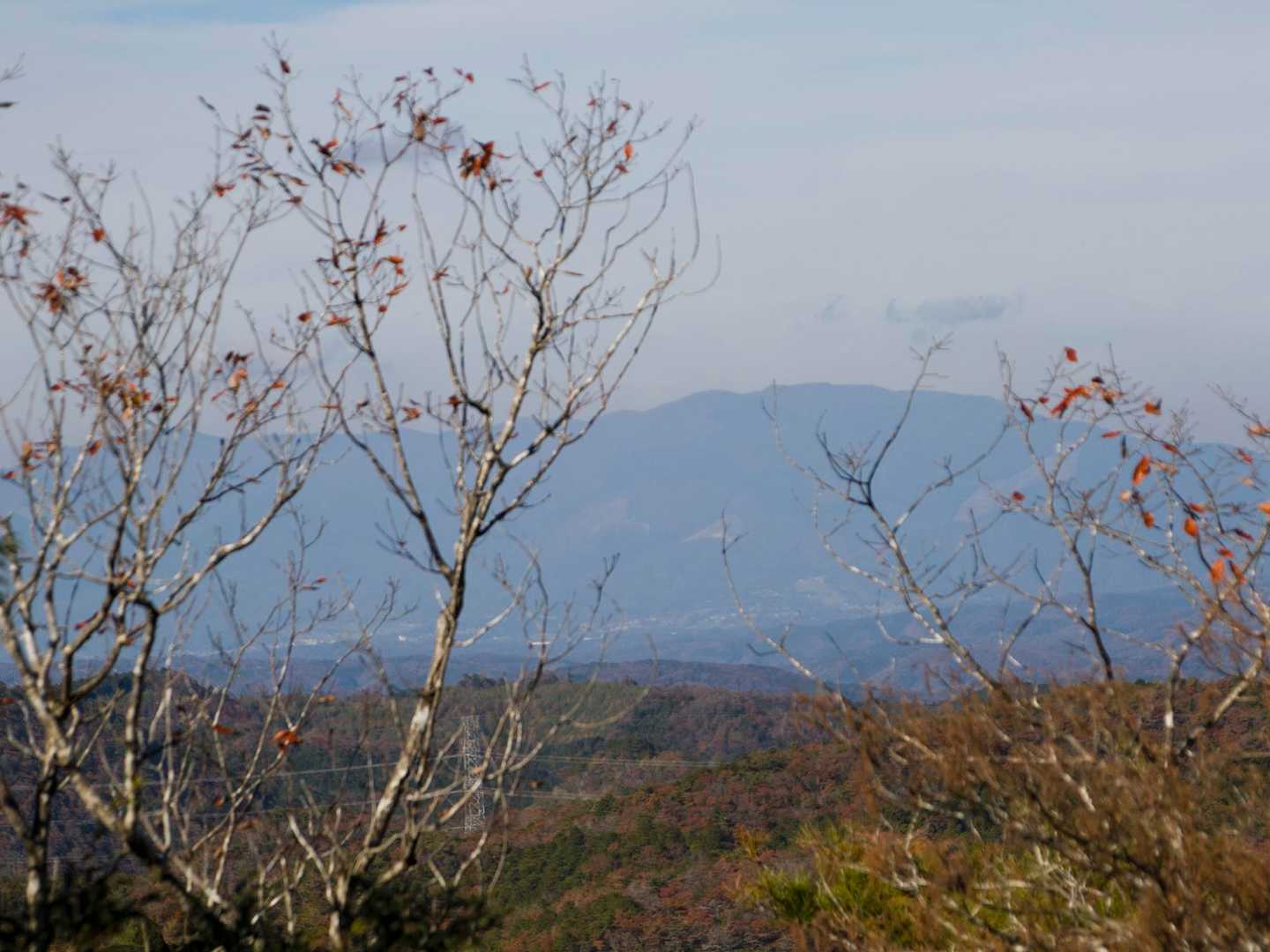 北のほうへ目を向けると、那岐山がこんな近くに見えました。

岡山市街からおかわりにしては、遠くまで来てしまった。。