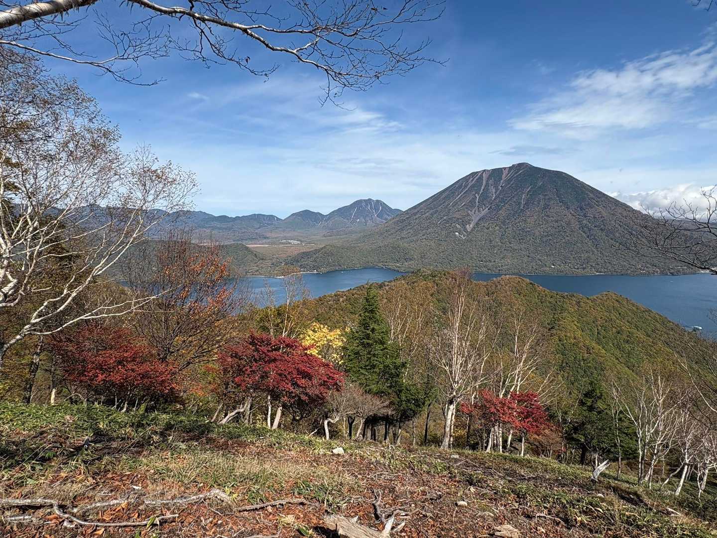 男体山・中禅寺湖