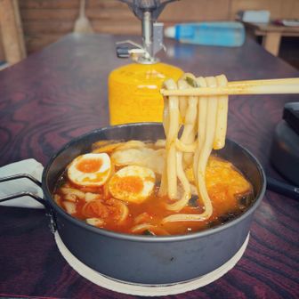 チゲうどん。温玉のせ